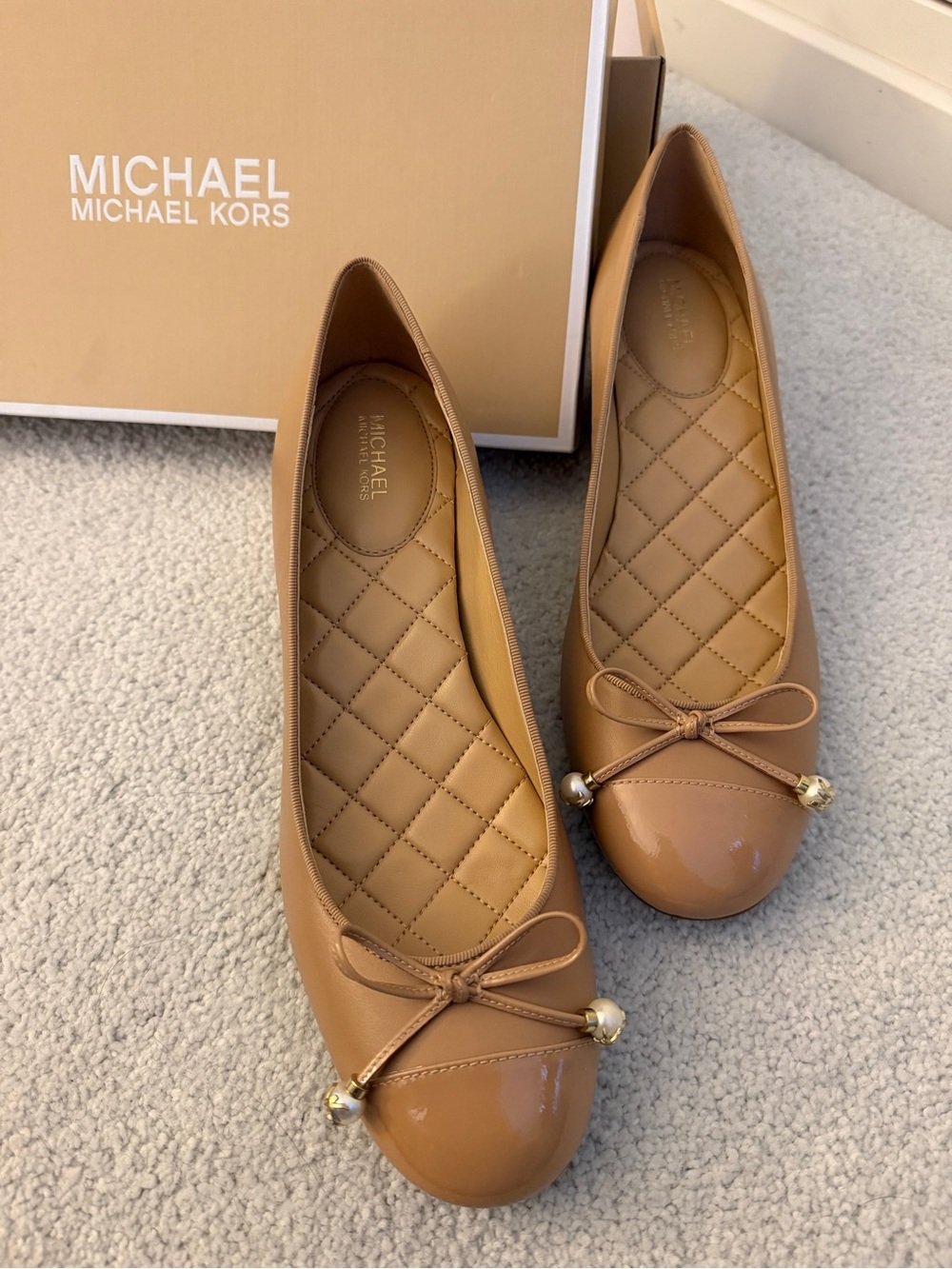 NIB Michael Kors Gia Pumps